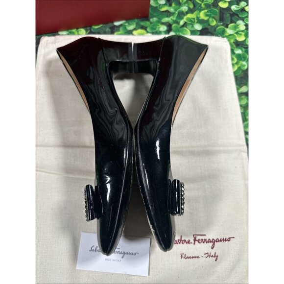 Salvatore Ferragamo Black Patent Leather Chunky Kitten Heels Pumps size 10 AA - Picture 5 of 16